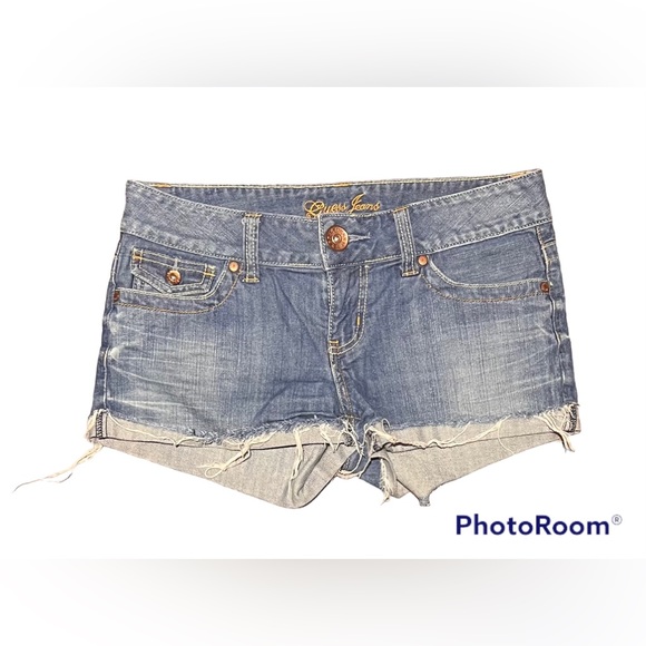 ⭐️🔥Guess Short Jean Shorts - Picture 1 of 5